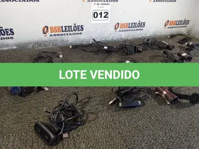 LOTE 012 - 01 LOTE COM 13 MINE CÂMERAS DIVERSAS. (NO ESTADO) ATENÇÃO! FAZER A VISITAÇÃO ANTES DE ARREMATAR, NÃO SABEMOS SE FUNCIONA. LEILÃO NÃO TEM GARANTIA E NEM DEVOLUÇÃO, SUJEITO A POSSÍVEIS AVARIAS VISÍVEIS/OCULTAS E/OU AUSÊNCIA DE COMPONENTES.