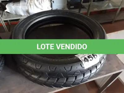 LOTE 456 - 02 PNEUS DE MOTO 100/90/18, 90/90/21. (NO ESTADO) ATENÇÃO! FAZER A VISITAÇÃO ANTES DE ARREMATAR, NÃO SABEMOS SE FUNCIONA. LEILÃO NÃO TEM GARANTIA E NEM DEVOLUÇÃO, SUJEITO A POSSÍVEIS AVARIAS VISÍVEIS/OCULTAS E/OU AUSÊNCIA DE COMPONENTES.