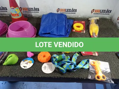 LOTE 146 - 01 KIT DE ACESSÓRIOS PARA PET. (NO ESTADO) ATENÇÃO! FAZER A VISITAÇÃO ANTES DE ARREMATAR, NÃO SABEMOS SE FUNCIONA. LEILÃO NÃO TEM GARANTIA E NEM DEVOLUÇÃO, SUJEITO A POSSÍVEIS AVARIAS VISÍVEIS/OCULTAS E/OU AUSÊNCIA DE COMPONENTES.
