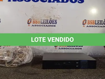 LOTE 149 - 01 DVR E 03 CÂMERAS DE SEGURANÇA. (NO ESTADO) ATENÇÃO! FAZER A VISITAÇÃO ANTES DE ARREMATAR, NÃO SABEMOS SE FUNCIONA. LEILÃO NÃO TEM GARANTIA E NEM DEVOLUÇÃO, SUJEITO A POSSÍVEIS AVARIAS VISÍVEIS/OCULTAS E/OU AUSÊNCIA DE COMPONENTES.