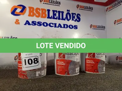 LOTE 108 - 03 BALDES DE REVESTIMENTO CIMENTO QUEIMADO. (NO ESTADO) ATENÇÃO! FAZER A VISITAÇÃO ANTES DE ARREMATAR, NÃO SABEMOS SE FUNCIONA. LEILÃO NÃO TEM GARANTIA E NEM DEVOLUÇÃO, SUJEITO A POSSÍVEIS AVARIAS VISÍVEIS/OCULTAS E/OU AUSÊNCIA DE COMPONENTES.