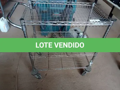 LOTE 338 - 01 CARRINHO PARA TRANSPORTE DE UTENSILIOS COM TRES DIVISOES. (NO ESTADO) ATENÇÃO! FAZER A VISITAÇÃO ANTES DE ARREMATAR, NÃO SABEMOS SE FUNCIONA. LEILÃO NÃO TEM GARANTIA E NEM DEVOLUÇÃO, SUJEITO A POSSÍVEIS AVARIAS VISÍVEIS/OCULTAS E/OU AUSÊNCIA DE COMPONENTES.