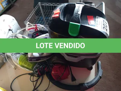 LOTE 207 - 01 ASPIRADOR DE PÓ MARCA ELECTROLUX 220V, 05 FERROS DE PASSAR E 03 ASPIRADORES DE PO DE MAO. (NO ESTADO) ATENÇÃO! FAZER A VISITAÇÃO ANTES DE ARREMATAR, NÃO SABEMOS SE FUNCIONA. LEILÃO NÃO TEM GARANTIA E NEM DEVOLUÇÃO, SUJEITO A POSSÍVEIS AVARIAS VISÍVEIS/OCULTAS E/OU AUSÊNCIA DE COMPONENTES.