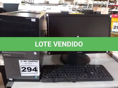 LOTE 294 - 01 CPU, 01 TECLADO E 01 MONITOR. (NO ESTADO) ATENÇÃO! FAZER A VISITAÇÃO ANTES DE ARREMATAR, NÃO SABEMOS SE FUNCIONA. LEILÃO NÃO TEM GARANTIA E NEM DEVOLUÇÃO, SUJEITO A POSSÍVEIS AVARIAS VISÍVEIS/OCULTAS E/OU AUSÊNCIA DE COMPONENTES.