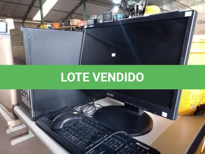LOTE 273 - 01 CPU, 01 TECLADO E 01 MONITOR. (NO ESTADO) ATENÇÃO! FAZER A VISITAÇÃO ANTES DE ARREMATAR, NÃO SABEMOS SE FUNCIONA. LEILÃO NÃO TEM GARANTIA E NEM DEVOLUÇÃO, SUJEITO A POSSÍVEIS AVARIAS VISÍVEIS/OCULTAS E/OU AUSÊNCIA DE COMPONENTES.