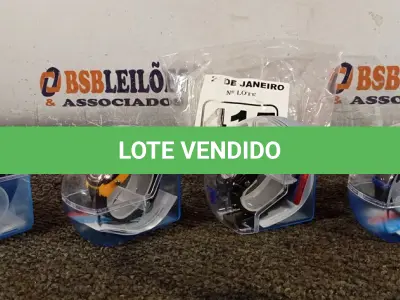 LOTE 415 - 04 RELÓGIOS. (NO ESTADO) ATENÇÃO! FAZER A VISITAÇÃO ANTES DE ARREMATAR, NÃO SABEMOS SE FUNCIONA. LEILÃO NÃO TEM GARANTIA E NEM DEVOLUÇÃO, SUJEITO A POSSÍVEIS AVARIAS VISÍVEIS/OCULTAS E/OU AUSÊNCIA DE COMPONENTES.