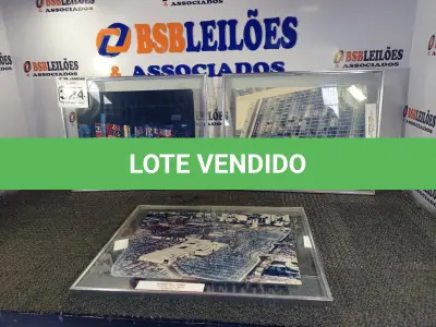 LOTE 324 - 03 QUADROS DECORATIVOS. (NO ESTADO) ATENÇÃO! FAZER A VISITAÇÃO ANTES DE ARREMATAR, NÃO SABEMOS SE FUNCIONA. LEILÃO NÃO TEM GARANTIA E NEM DEVOLUÇÃO, SUJEITO A POSSÍVEIS AVARIAS VISÍVEIS/OCULTAS E/OU AUSÊNCIA DE COMPONENTES.