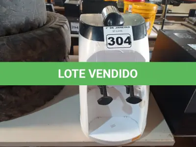 LOTE 304 - 01 PURIFICADOR DE ÁGUA REFRIGERADO MARCA LIBELL. (NO ESTADO) ATENÇÃO! FAZER A VISITAÇÃO ANTES DE ARREMATAR, NÃO SABEMOS SE FUNCIONA. LEILÃO NÃO TEM GARANTIA E NEM DEVOLUÇÃO, SUJEITO A POSSÍVEIS AVARIAS VISÍVEIS/OCULTAS E/OU AUSÊNCIA DE COMPONENTES.