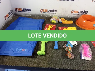 LOTE 157 - 01 KIT DE ACESSÓRIOS PARA PET. (NO ESTADO) ATENÇÃO! FAZER A VISITAÇÃO ANTES DE ARREMATAR, NÃO SABEMOS SE FUNCIONA. LEILÃO NÃO TEM GARANTIA E NEM DEVOLUÇÃO, SUJEITO A POSSÍVEIS AVARIAS VISÍVEIS/OCULTAS E/OU AUSÊNCIA DE COMPONENTES.
