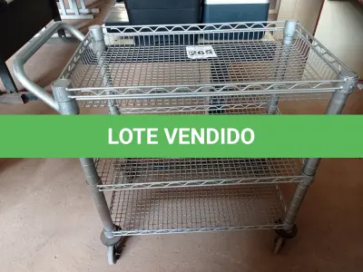 LOTE 265 - 01 CARRINHO PARA TRANSPORTE DE UTENSILIOS COM TRES DIVISOES. (NO ESTADO) ATENÇÃO! FAZER A VISITAÇÃO ANTES DE ARREMATAR, NÃO SABEMOS SE FUNCIONA. LEILÃO NÃO TEM GARANTIA E NEM DEVOLUÇÃO, SUJEITO A POSSÍVEIS AVARIAS VISÍVEIS/OCULTAS E/OU AUSÊNCIA DE COMPONENTES.