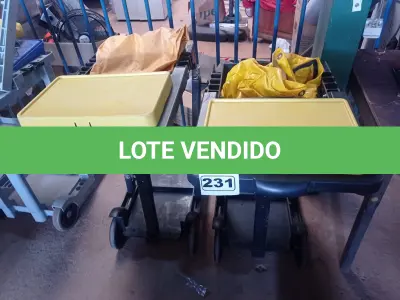 LOTE 231 - 02 CARRINHOS PARA LIMPEZA INDUSTRIAL INCOMPLETOS. (NO ESTADO) ATENÇÃO! FAZER A VISITAÇÃO ANTES DE ARREMATAR, NÃO SABEMOS SE FUNCIONA. LEILÃO NÃO TEM GARANTIA E NEM DEVOLUÇÃO, SUJEITO A POSSÍVEIS AVARIAS VISÍVEIS/OCULTAS E/OU AUSÊNCIA DE COMPONENTES.