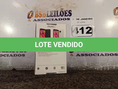 LOTE 412 - 01 CELULAR MOTOC MODELO:XT1750 8GB MARCA LENOVO. (NO ESTADO) ATENÇÃO! FAZER A VISITAÇÃO ANTES DE ARREMATAR, NÃO SABEMOS SE FUNCIONA. LEILÃO NÃO TEM GARANTIA E NEM DEVOLUÇÃO, SUJEITO A POSSÍVEIS AVARIAS VISÍVEIS/OCULTAS E/OU AUSÊNCIA DE COMPONENTES.