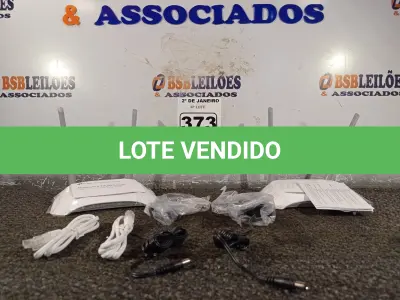 LOTE 373 - 02 ROTEADORES TP-LINK COM CABO E FONTE. (NO ESTADO) ATENÇÃO! FAZER A VISITAÇÃO ANTES DE ARREMATAR, NÃO SABEMOS SE FUNCIONA. LEILÃO NÃO TEM GARANTIA E NEM DEVOLUÇÃO, SUJEITO A POSSÍVEIS AVARIAS VISÍVEIS/OCULTAS E/OU AUSÊNCIA DE COMPONENTES.