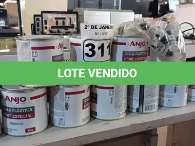 LOTE 311 - 12 LATAS DE 1KG DE COLA PLÁSTICA MARCA ANJO. (NO ESTADO) ATENÇÃO! FAZER A VISITAÇÃO ANTES DE ARREMATAR, NÃO SABEMOS SE FUNCIONA. LEILÃO NÃO TEM GARANTIA E NEM DEVOLUÇÃO, SUJEITO A POSSÍVEIS AVARIAS VISÍVEIS/OCULTAS E/OU AUSÊNCIA DE COMPONENTES.