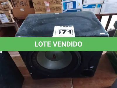 LOTE 471 - 01 CAIXA DE SOM. (NO ESTADO) ATENÇÃO! FAZER A VISITAÇÃO ANTES DE ARREMATAR, NÃO SABEMOS SE FUNCIONA. LEILÃO NÃO TEM GARANTIA E NEM DEVOLUÇÃO, SUJEITO A POSSÍVEIS AVARIAS VISÍVEIS/OCULTAS E/OU AUSÊNCIA DE COMPONENTES.
