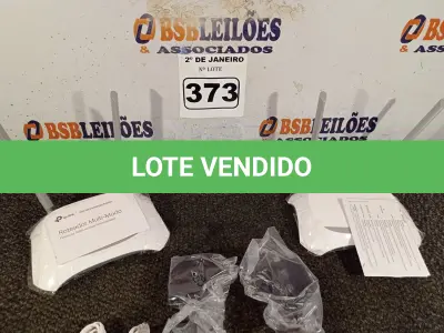 LOTE 373 - 02 ROTEADORES TP-LINK COM CABO E FONTE. (NO ESTADO) ATENÇÃO! FAZER A VISITAÇÃO ANTES DE ARREMATAR, NÃO SABEMOS SE FUNCIONA. LEILÃO NÃO TEM GARANTIA E NEM DEVOLUÇÃO, SUJEITO A POSSÍVEIS AVARIAS VISÍVEIS/OCULTAS E/OU AUSÊNCIA DE COMPONENTES.