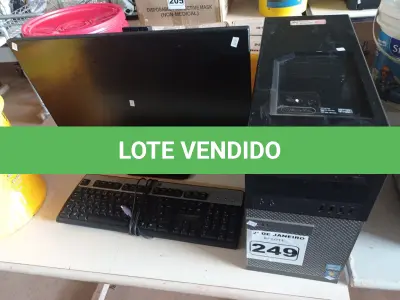 LOTE 249 - 01 CPU, 01 TECLADO E 01 MONITOR. (NO ESTADO) ATENÇÃO! FAZER A VISITAÇÃO ANTES DE ARREMATAR, NÃO SABEMOS SE FUNCIONA. LEILÃO NÃO TEM GARANTIA E NEM DEVOLUÇÃO, SUJEITO A POSSÍVEIS AVARIAS VISÍVEIS/OCULTAS E/OU AUSÊNCIA DE COMPONENTES.