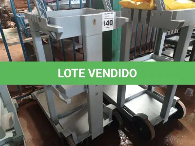 LOTE 440 - 02 CARRINHOS PARA LIMPEZA INDUSTRIAL INCOMPLETO. (NO ESTADO) ATENÇÃO! FAZER A VISITAÇÃO ANTES DE ARREMATAR, NÃO SABEMOS SE FUNCIONA. LEILÃO NÃO TEM GARANTIA E NEM DEVOLUÇÃO, SUJEITO A POSSÍVEIS AVARIAS VISÍVEIS/OCULTAS E/OU AUSÊNCIA DE COMPONENTES.