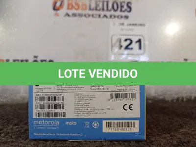 LOTE 421 - 01 CELULAR MOTOC MODELO:XT1750 8GB MARCA LENOVO. (NO ESTADO) ATENÇÃO! FAZER A VISITAÇÃO ANTES DE ARREMATAR, NÃO SABEMOS SE FUNCIONA. LEILÃO NÃO TEM GARANTIA E NEM DEVOLUÇÃO, SUJEITO A POSSÍVEIS AVARIAS VISÍVEIS/OCULTAS E/OU AUSÊNCIA DE COMPONENTES.