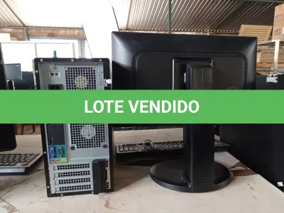 LOTE 486 - 01 CPU, 01 TECLADO E 01 MONITOR. (NO ESTADO) ATENÇÃO! FAZER A VISITAÇÃO ANTES DE ARREMATAR, NÃO SABEMOS SE FUNCIONA. LEILÃO NÃO TEM GARANTIA E NEM DEVOLUÇÃO, SUJEITO A POSSÍVEIS AVARIAS VISÍVEIS/OCULTAS E/OU AUSÊNCIA DE COMPONENTES.
