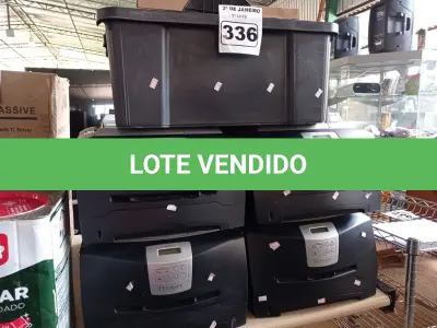 LOTE 336 - 06 IMPRESSORAS LEXMARK E342N, 01 IMPRESSORA EPSON, 03 MONITORES, 05 TECLADOS PARA PC E 01 CAIXA COM CABOS VGA E MOUSES MARCAS E MODELOS DIVERSOS. (NO ESTADO) ATENÇÃO! FAZER A VISITAÇÃO ANTES DE ARREMATAR, NÃO SABEMOS SE FUNCIONA. LEILÃO NÃO TEM GARANTIA E NEM DEVOLUÇÃO, SUJEITO A POSSÍVEIS AVARIAS VISÍVEIS/OCULTAS E/OU AUSÊNCIA DE COMPONENTES.
