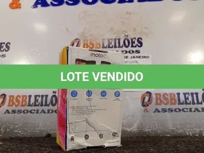 LOTE 430 - 01 CELULAR MOTOC MODELO:XT1750 8GB MARCA LENOVO. (NO ESTADO) ATENÇÃO! FAZER A VISITAÇÃO ANTES DE ARREMATAR, NÃO SABEMOS SE FUNCIONA. LEILÃO NÃO TEM GARANTIA E NEM DEVOLUÇÃO, SUJEITO A POSSÍVEIS AVARIAS VISÍVEIS/OCULTAS E/OU AUSÊNCIA DE COMPONENTES.
