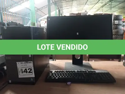LOTE 442 - 01 CPU, 01 TECLADO E 01 MONITOR. (NO ESTADO) ATENÇÃO! FAZER A VISITAÇÃO ANTES DE ARREMATAR, NÃO SABEMOS SE FUNCIONA. LEILÃO NÃO TEM GARANTIA E NEM DEVOLUÇÃO, SUJEITO A POSSÍVEIS AVARIAS VISÍVEIS/OCULTAS E/OU AUSÊNCIA DE COMPONENTES.