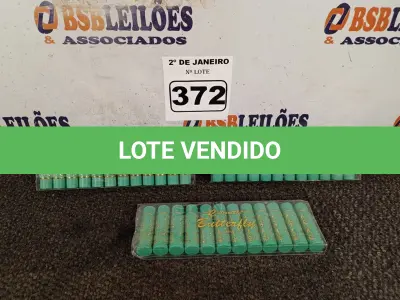 LOTE 372 - 03 CAIXINHAS DE BATONS COM 12 CADA. (NO ESTADO) ATENÇÃO! FAZER A VISITAÇÃO ANTES DE ARREMATAR, NÃO SABEMOS SE FUNCIONA. LEILÃO NÃO TEM GARANTIA E NEM DEVOLUÇÃO, SUJEITO A POSSÍVEIS AVARIAS VISÍVEIS/OCULTAS E/OU AUSÊNCIA DE COMPONENTES.