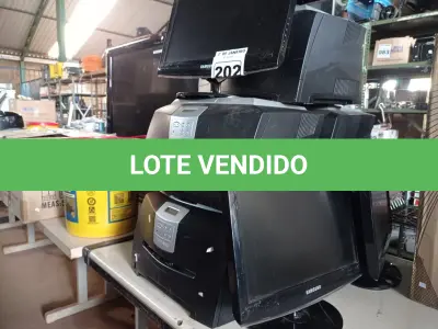 LOTE 202 - 05 IMPRESSORAS LEXMARK E342N E 05 MONITORES MARCAS E MODELOS DIVERSOS PARA RETIRADA DE PEÇAS. (NO ESTADO) ATENÇÃO! FAZER A VISITAÇÃO ANTES DE ARREMATAR, NÃO SABEMOS SE FUNCIONA. LEILÃO NÃO TEM GARANTIA E NEM DEVOLUÇÃO, SUJEITO A POSSÍVEIS AVARIAS VISÍVEIS/OCULTAS E/OU AUSÊNCIA DE COMPONENTES.