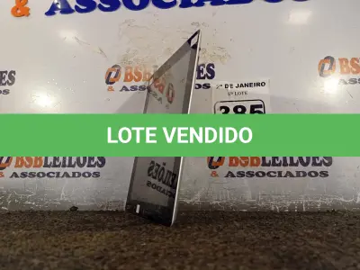 LOTE 385 - 01 IPAD 64 GB SEM CARREGADOR. (NO ESTADO) ATENÇÃO! FAZER A VISITAÇÃO ANTES DE ARREMATAR, NÃO SABEMOS SE FUNCIONA. LEILÃO NÃO TEM GARANTIA E NEM DEVOLUÇÃO, SUJEITO A POSSÍVEIS AVARIAS VISÍVEIS/OCULTAS E/OU AUSÊNCIA DE COMPONENTES.