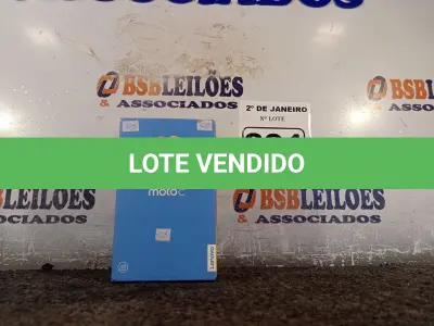 LOTE 391 - 01 CELULAR MOTOC MODELO:XT1750 8GB MARCA LENOVO. (NO ESTADO) ATENÇÃO! FAZER A VISITAÇÃO ANTES DE ARREMATAR, NÃO SABEMOS SE FUNCIONA. LEILÃO NÃO TEM GARANTIA E NEM DEVOLUÇÃO, SUJEITO A POSSÍVEIS AVARIAS VISÍVEIS/OCULTAS E/OU AUSÊNCIA DE COMPONENTES.
