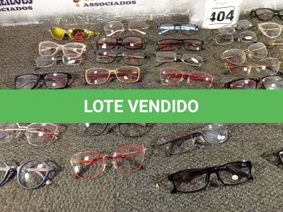 LOTE 404 - 01 LOTE COM APROXIMADAMENTE 30 ARMAÇÕES DE ÓCULOS. (NO ESTADO) ATENÇÃO! FAZER A VISITAÇÃO ANTES DE ARREMATAR, NÃO SABEMOS SE FUNCIONA. LEILÃO NÃO TEM GARANTIA E NEM DEVOLUÇÃO, SUJEITO A POSSÍVEIS AVARIAS VISÍVEIS/OCULTAS E/OU AUSÊNCIA DE COMPONENTES.