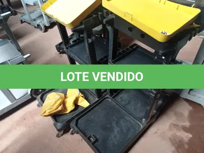 LOTE 437 - 02 CARRINHOS PARA LIMPEZA INDUSTRIAL INCOMPLETO. (NO ESTADO) ATENÇÃO! FAZER A VISITAÇÃO ANTES DE ARREMATAR, NÃO SABEMOS SE FUNCIONA. LEILÃO NÃO TEM GARANTIA E NEM DEVOLUÇÃO, SUJEITO A POSSÍVEIS AVARIAS VISÍVEIS/OCULTAS E/OU AUSÊNCIA DE COMPONENTES.
