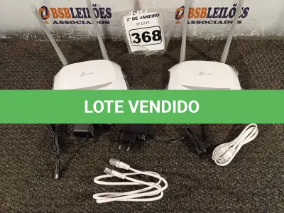 LOTE 368 - 02 ROTEADORES TP-LINK COM CABO E FONTE. (NO ESTADO) ATENÇÃO! FAZER A VISITAÇÃO ANTES DE ARREMATAR, NÃO SABEMOS SE FUNCIONA. LEILÃO NÃO TEM GARANTIA E NEM DEVOLUÇÃO, SUJEITO A POSSÍVEIS AVARIAS VISÍVEIS/OCULTAS E/OU AUSÊNCIA DE COMPONENTES.