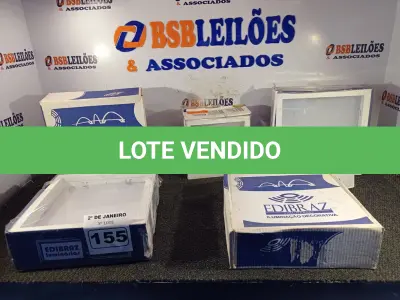 LOTE 155 - 05 LUMINÁRIAS DE EMBUTIR. (NO ESTADO) ATENÇÃO! FAZER A VISITAÇÃO ANTES DE ARREMATAR, NÃO SABEMOS SE FUNCIONA. LEILÃO NÃO TEM GARANTIA E NEM DEVOLUÇÃO, SUJEITO A POSSÍVEIS AVARIAS VISÍVEIS/OCULTAS E/OU AUSÊNCIA DE COMPONENTES.