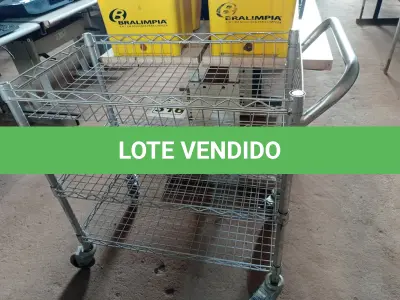 LOTE 316 - 01 CARRINHO PARA TRANSPORTE DE UTENSILIOS COM TRES DIVISOES. (NO ESTADO) ATENÇÃO! FAZER A VISITAÇÃO ANTES DE ARREMATAR, NÃO SABEMOS SE FUNCIONA. LEILÃO NÃO TEM GARANTIA E NEM DEVOLUÇÃO, SUJEITO A POSSÍVEIS AVARIAS VISÍVEIS/OCULTAS E/OU AUSÊNCIA DE COMPONENTES.