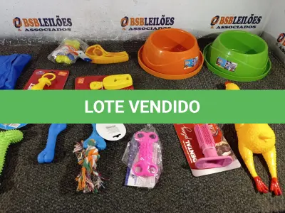 LOTE 157 - 01 KIT DE ACESSÓRIOS PARA PET. (NO ESTADO) ATENÇÃO! FAZER A VISITAÇÃO ANTES DE ARREMATAR, NÃO SABEMOS SE FUNCIONA. LEILÃO NÃO TEM GARANTIA E NEM DEVOLUÇÃO, SUJEITO A POSSÍVEIS AVARIAS VISÍVEIS/OCULTAS E/OU AUSÊNCIA DE COMPONENTES.