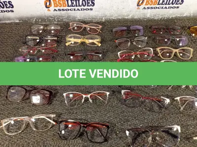 LOTE 406 - 01 LOTE COM APROXIMADAMENTE 30 ARMAÇÕES DE ÓCULOS. (NO ESTADO) ATENÇÃO! FAZER A VISITAÇÃO ANTES DE ARREMATAR, NÃO SABEMOS SE FUNCIONA. LEILÃO NÃO TEM GARANTIA E NEM DEVOLUÇÃO, SUJEITO A POSSÍVEIS AVARIAS VISÍVEIS/OCULTAS E/OU AUSÊNCIA DE COMPONENTES.