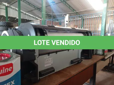 LOTE 237 - 01 PLOTTER CANON MODELO IPF 670. (NO ESTADO) ATENÇÃO! FAZER A VISITAÇÃO ANTES DE ARREMATAR, NÃO SABEMOS SE FUNCIONA. LEILÃO NÃO TEM GARANTIA E NEM DEVOLUÇÃO, SUJEITO A POSSÍVEIS AVARIAS VISÍVEIS/OCULTAS E/OU AUSÊNCIA DE COMPONENTES.
