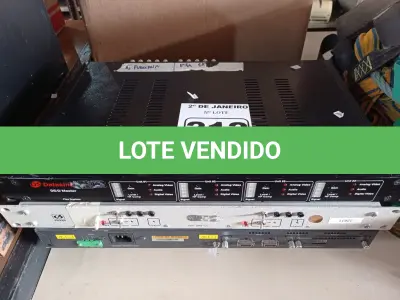 LOTE 212 - 01 SWITCH, 01 DISTRIBUIDOR DE VIDEO E 01 APARELHO DE AUDIO E VIDEO.(NO ESTADO) ATENÇÃO! FAZER A VISITAÇÃO ANTES DE ARREMATAR, NÃO SABEMOS SE FUNCIONA. LEILÃO NÃO TEM GARANTIA E NEM DEVOLUÇÃO, SUJEITO A POSSÍVEIS AVARIAS VISÍVEIS/OCULTAS E/OU AUSÊNCIA DE COMPONENTES.