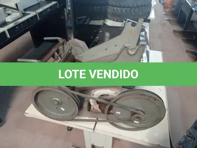 LOTE 299 - 01 CILINDRO PARA MASSAS. (NO ESTADO) ATENÇÃO! FAZER A VISITAÇÃO ANTES DE ARREMATAR, NÃO SABEMOS SE FUNCIONA. LEILÃO NÃO TEM GARANTIA E NEM DEVOLUÇÃO, SUJEITO A POSSÍVEIS AVARIAS VISÍVEIS/OCULTAS E/OU AUSÊNCIA DE COMPONENTES.