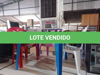 LOTE 449 - 01 MESINHA INFANTIL COM 03 CADEIRAS, 01 ROTEADOR E 01 CLIMATIZADOR. (NO ESTADO) ATENÇÃO! FAZER A VISITAÇÃO ANTES DE ARREMATAR, NÃO SABEMOS SE FUNCIONA. LEILÃO NÃO TEM GARANTIA E NEM DEVOLUÇÃO, SUJEITO A POSSÍVEIS AVARIAS VISÍVEIS/OCULTAS E/OU AUSÊNCIA DE COMPONENTES.