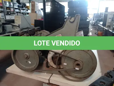 LOTE 299 - 01 CILINDRO PARA MASSAS. (NO ESTADO) ATENÇÃO! FAZER A VISITAÇÃO ANTES DE ARREMATAR, NÃO SABEMOS SE FUNCIONA. LEILÃO NÃO TEM GARANTIA E NEM DEVOLUÇÃO, SUJEITO A POSSÍVEIS AVARIAS VISÍVEIS/OCULTAS E/OU AUSÊNCIA DE COMPONENTES.