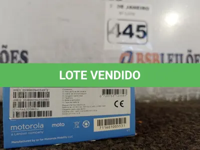 LOTE 445 - 01 CELULAR MOTOC MODELO:XT1750 8GB MARCA LENOVO. (NO ESTADO) ATENÇÃO! FAZER A VISITAÇÃO ANTES DE ARREMATAR, NÃO SABEMOS SE FUNCIONA. LEILÃO NÃO TEM GARANTIA E NEM DEVOLUÇÃO, SUJEITO A POSSÍVEIS AVARIAS VISÍVEIS/OCULTAS E/OU AUSÊNCIA DE COMPONENTES.