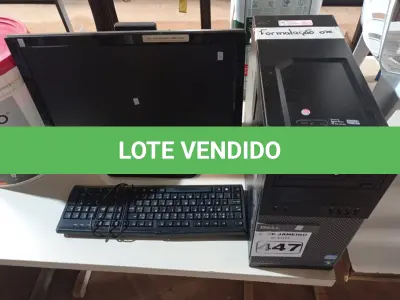 LOTE 447 - 01 CPU, 01 TECLADO E 01 MONITOR. (NO ESTADO) ATENÇÃO! FAZER A VISITAÇÃO ANTES DE ARREMATAR, NÃO SABEMOS SE FUNCIONA. LEILÃO NÃO TEM GARANTIA E NEM DEVOLUÇÃO, SUJEITO A POSSÍVEIS AVARIAS VISÍVEIS/OCULTAS E/OU AUSÊNCIA DE COMPONENTES.