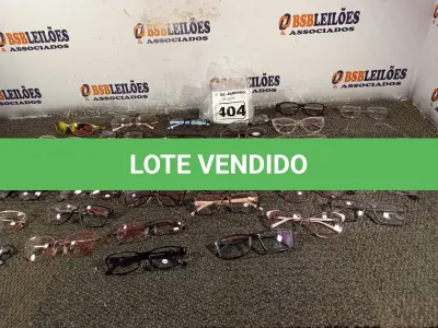 LOTE 404 - 01 LOTE COM APROXIMADAMENTE 30 ARMAÇÕES DE ÓCULOS. (NO ESTADO) ATENÇÃO! FAZER A VISITAÇÃO ANTES DE ARREMATAR, NÃO SABEMOS SE FUNCIONA. LEILÃO NÃO TEM GARANTIA E NEM DEVOLUÇÃO, SUJEITO A POSSÍVEIS AVARIAS VISÍVEIS/OCULTAS E/OU AUSÊNCIA DE COMPONENTES.