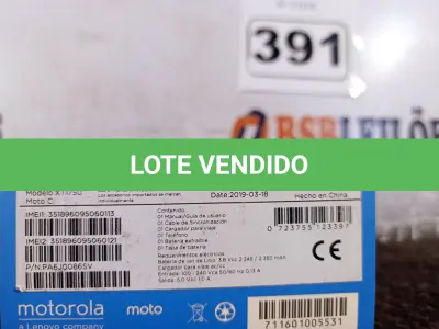 LOTE 391 - 01 CELULAR MOTOC MODELO:XT1750 8GB MARCA LENOVO. (NO ESTADO) ATENÇÃO! FAZER A VISITAÇÃO ANTES DE ARREMATAR, NÃO SABEMOS SE FUNCIONA. LEILÃO NÃO TEM GARANTIA E NEM DEVOLUÇÃO, SUJEITO A POSSÍVEIS AVARIAS VISÍVEIS/OCULTAS E/OU AUSÊNCIA DE COMPONENTES.