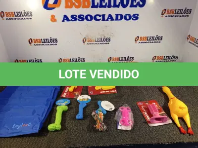 LOTE 157 - 01 KIT DE ACESSÓRIOS PARA PET. (NO ESTADO) ATENÇÃO! FAZER A VISITAÇÃO ANTES DE ARREMATAR, NÃO SABEMOS SE FUNCIONA. LEILÃO NÃO TEM GARANTIA E NEM DEVOLUÇÃO, SUJEITO A POSSÍVEIS AVARIAS VISÍVEIS/OCULTAS E/OU AUSÊNCIA DE COMPONENTES.