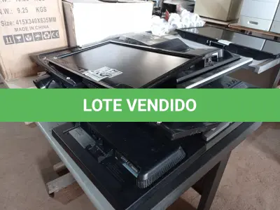 LOTE 315 - 15 MONITORES MARCAS E MODELOS DIVERSOS PARA RETIRADA DE PEÇAS. (NO ESTADO) ATENÇÃO! FAZER A VISITAÇÃO ANTES DE ARREMATAR, NÃO SABEMOS SE FUNCIONA. LEILÃO NÃO TEM GARANTIA E NEM DEVOLUÇÃO, SUJEITO A POSSÍVEIS AVARIAS VISÍVEIS/OCULTAS E/OU AUSÊNCIA DE COMPONENTES.