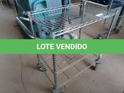 LOTE 338 - 01 CARRINHO PARA TRANSPORTE DE UTENSILIOS COM TRES DIVISOES. (NO ESTADO) ATENÇÃO! FAZER A VISITAÇÃO ANTES DE ARREMATAR, NÃO SABEMOS SE FUNCIONA. LEILÃO NÃO TEM GARANTIA E NEM DEVOLUÇÃO, SUJEITO A POSSÍVEIS AVARIAS VISÍVEIS/OCULTAS E/OU AUSÊNCIA DE COMPONENTES.